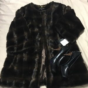 NWT - Jones New York Faux Fur Coat